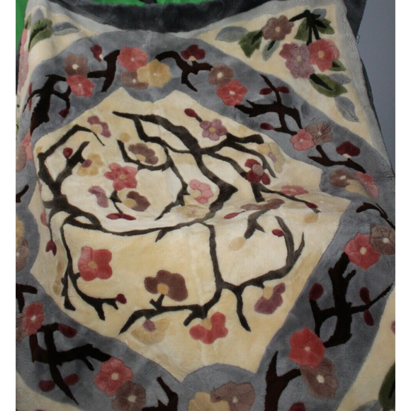 Auskin Traders New Zealand Sheepskin Flower Rug Large Area Carpet 80 x 140 - Picture 11 of 13